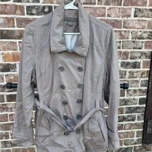 Kenneth Cole Reaction Tan Double-Breasted Trench Coat with Belt